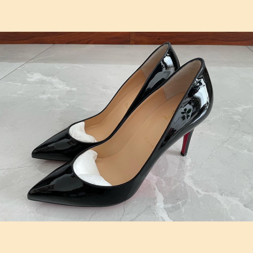 NWOB Christian Louboutin Pigalle 85 Pumps Patent Black EU 40.5